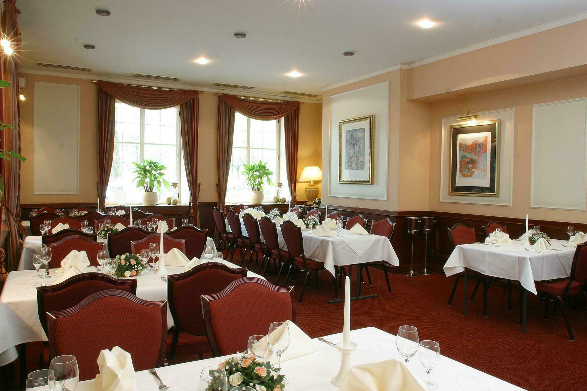 Privat Hotel Riegele Augsburg Kültér fotó